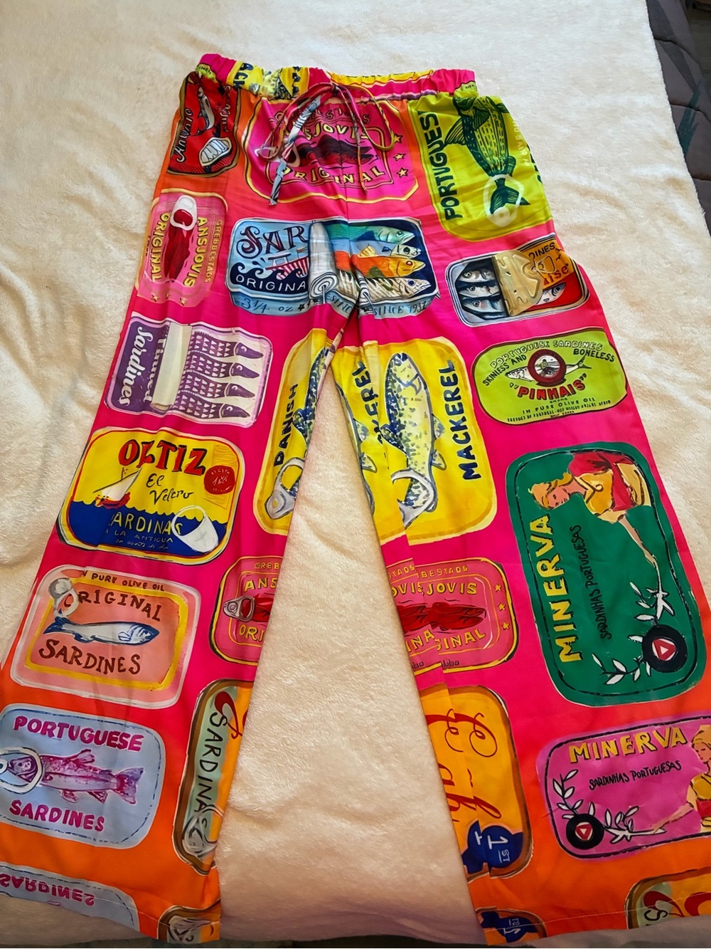 Womenโs Colorful Sardine Can Print Pants - Pink & Yellow